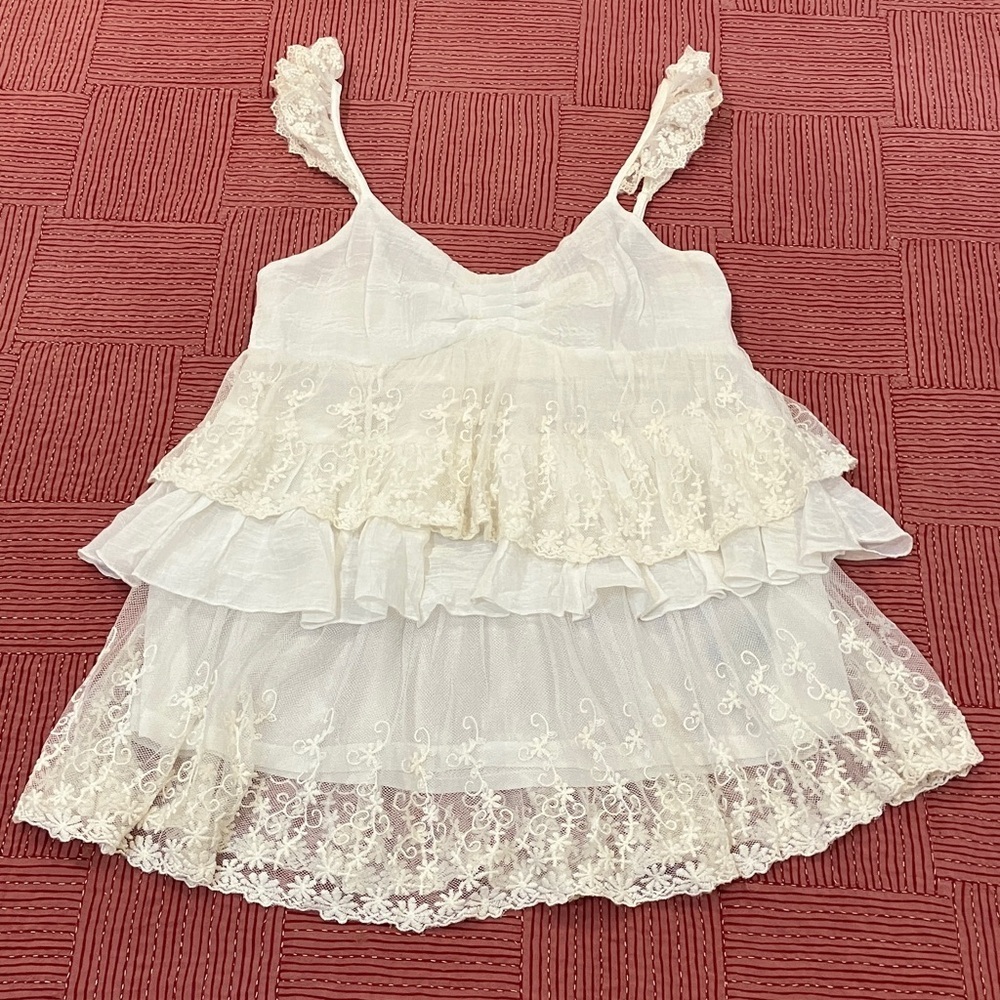 Cecico large Womens Lacey frilly camisole / blouse top